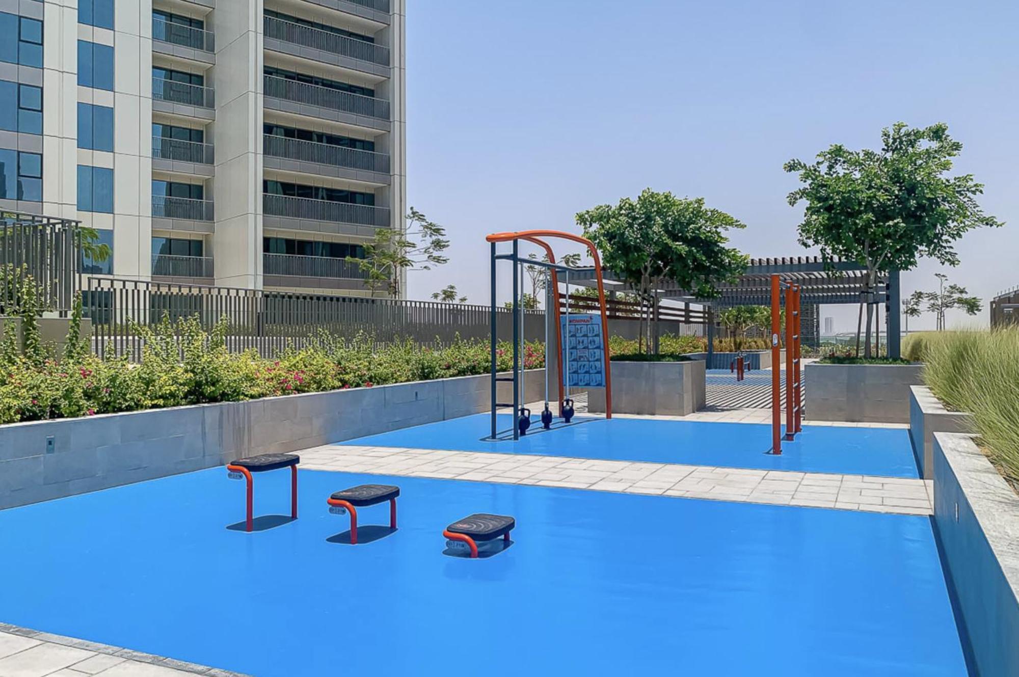 Stunning Corner 2 Bedroom In Downtown Views Ii Dubai